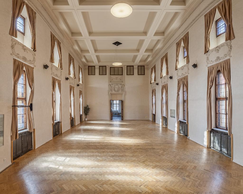 Aula Michnova paláce pohled od vstupu